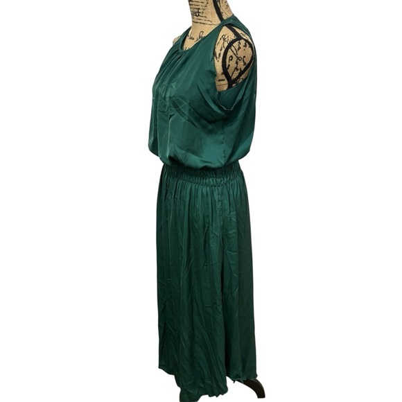 Shebird The Emma One & Done Satin Bra Dress Emerald Green Size 5 Medium/Large - Picture 6 of 9